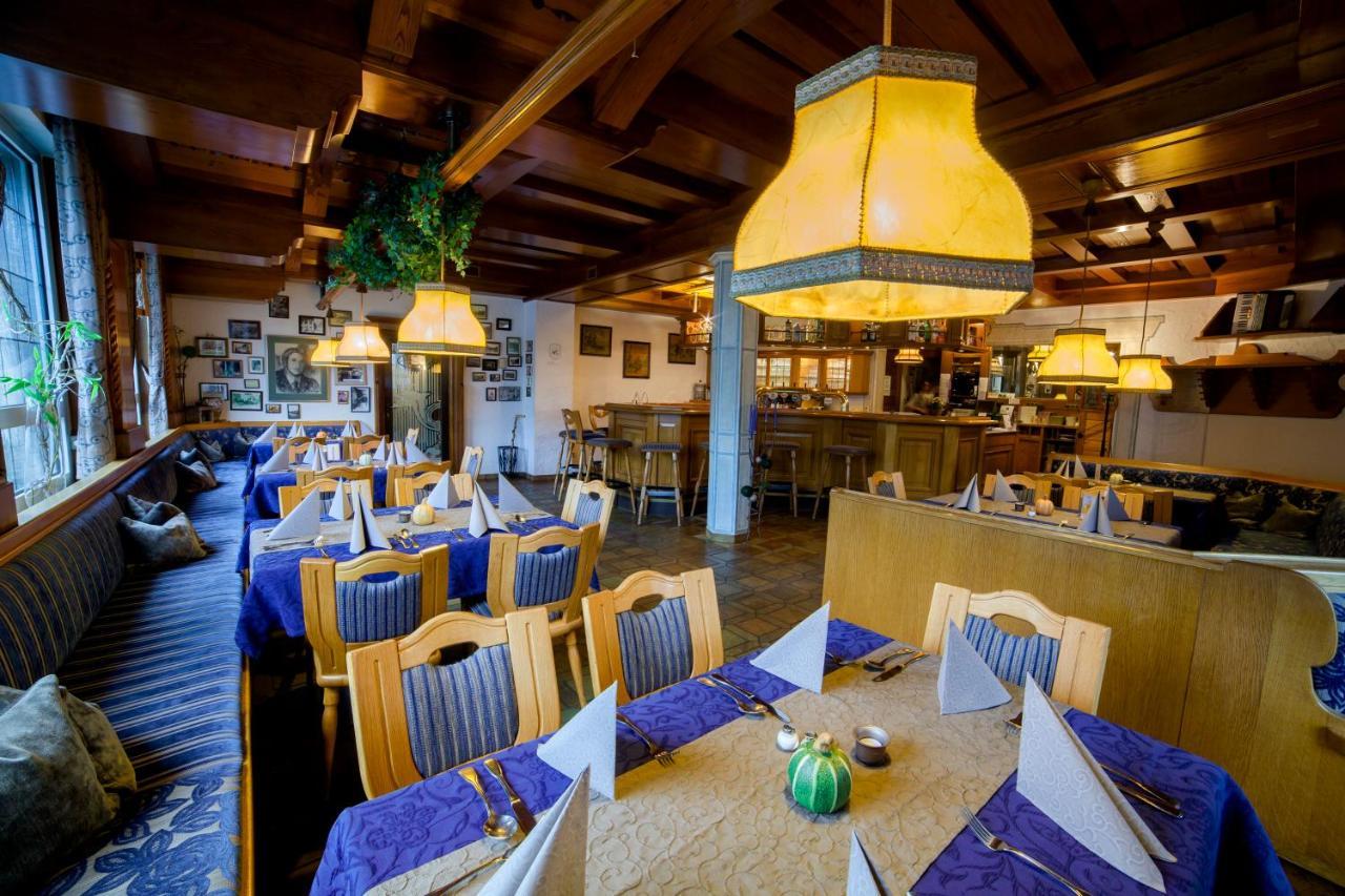 Hotel Zur Post Waldbreitbach Exterior foto